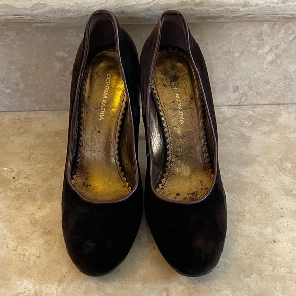 BCBG Max Azria brown velvet high heel shoes - Picture 2 of 4